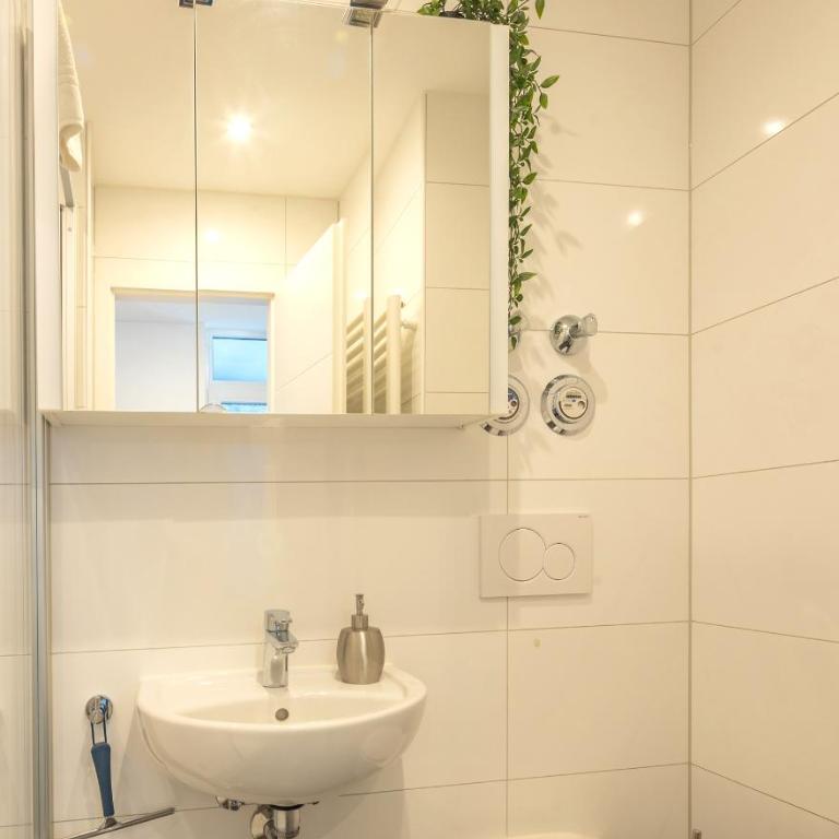 SweetHome - Studio Apartment mit Küche und Balkon - Studio Apartment with One Double Bed - 6