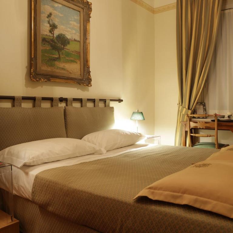 Residenza Le 6 A - Camera Matrimoniale/Doppia con Letti Singoli - 8