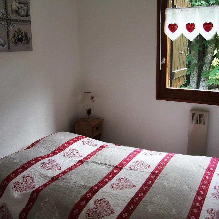 Duplex Calme et Cozy – Proche Pistes et Ski-Bus, Parking Inclus à La Clusaz - FR-1-459-147 - Apartment (6 Adults) - 6