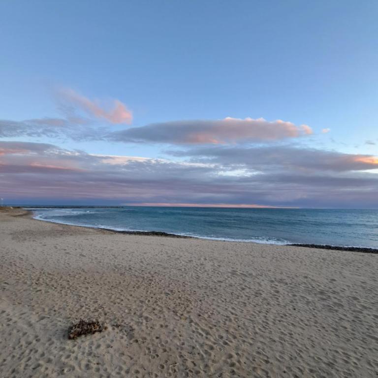 CAMBRILS 1ª Línea Playa - Two-Bedroom Apartment - 1