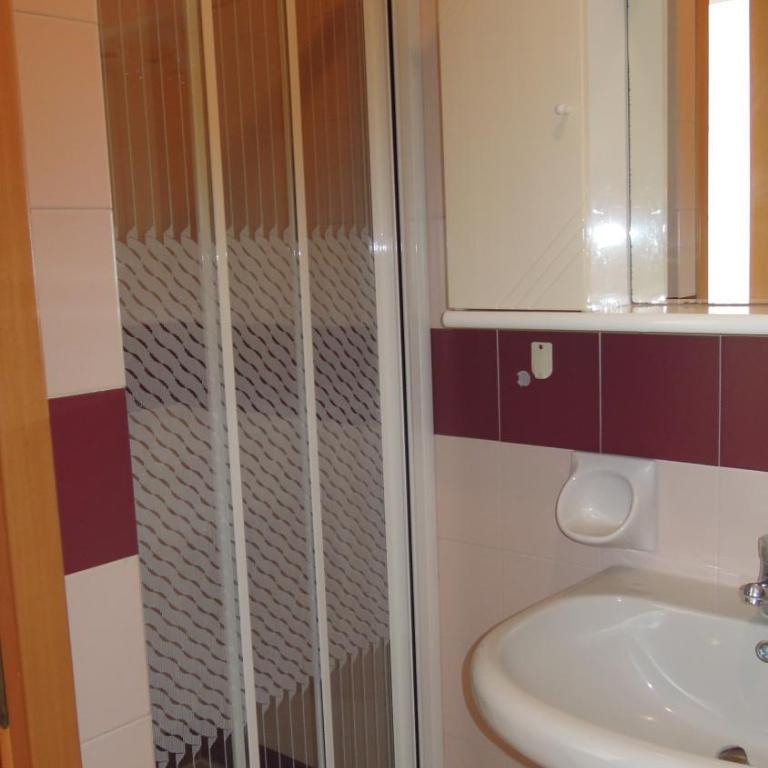 Lovely flat in a residence with pool - Beahost - Apartment - 7