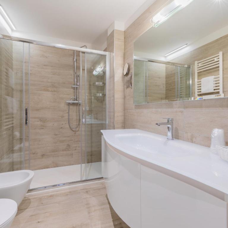 Marina Suites & Apartments 4 stelle S - Appartamento con 1 Camera da Letto e Vasca Idromassaggio - 15