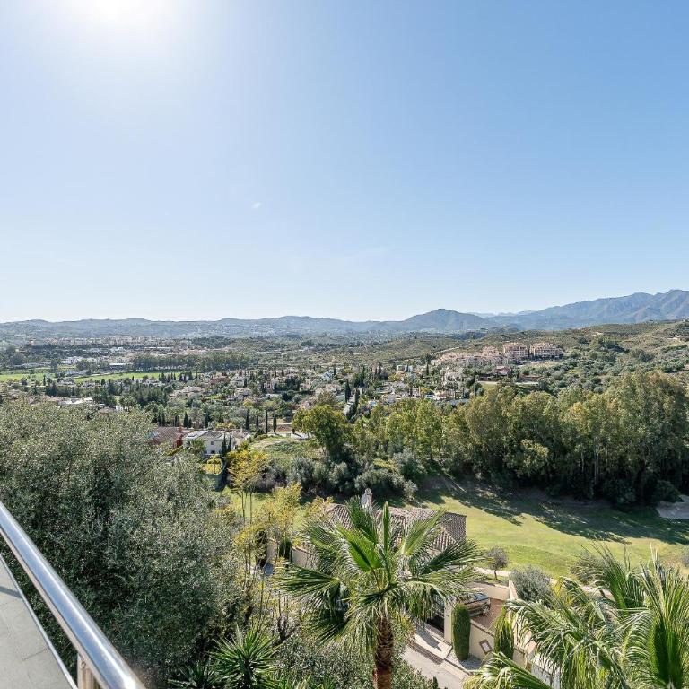 Stunning 6 Bed Villa Private Pool Mijas Gol - Villa - 26