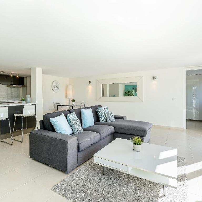 Stunning 6 Bed Villa Private Pool Mijas Gol - Villa - 28