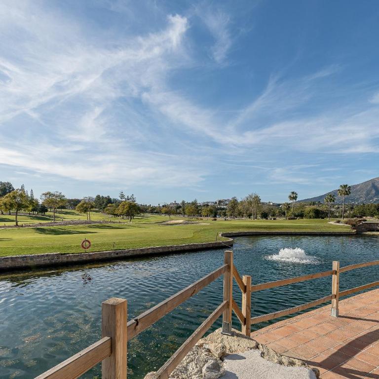 Stunning 6 Bed Villa Private Pool Mijas Gol - Villa - 64
