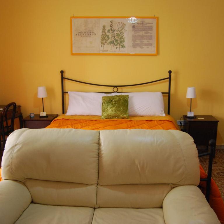 Bed and Breakfast Casa Mariella - Camera Matrimoniale Superior con Vista Città - 4