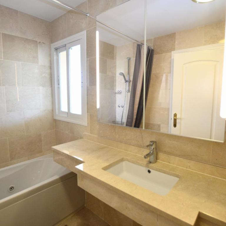 Pinares 3 Bed Luxury Apt El Faro - Apartamento - 25