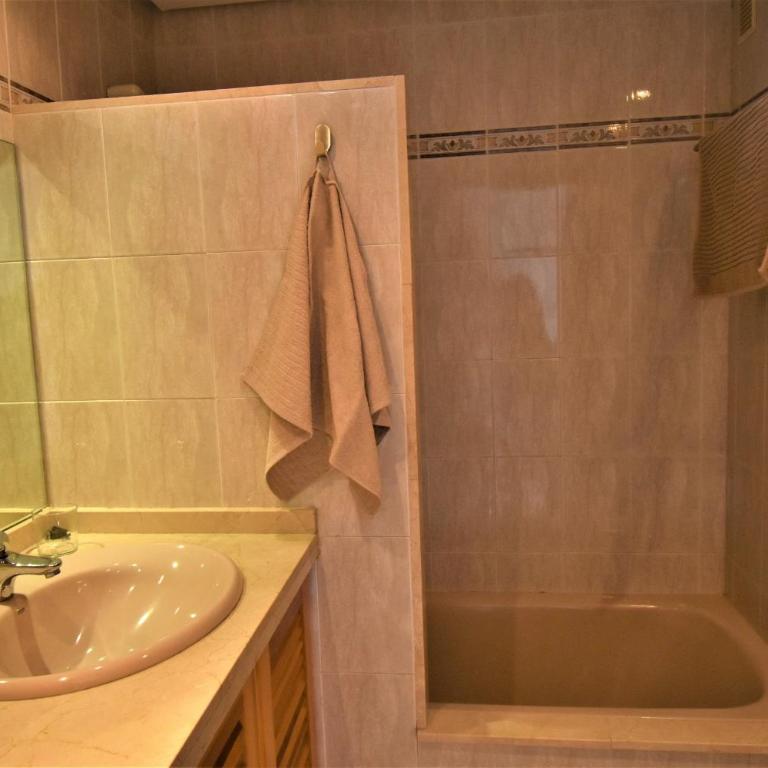 Pueblo Torrequebrada, Benalmadena 2 Bed Apt - Apartamento de 2 dormitorios - 7