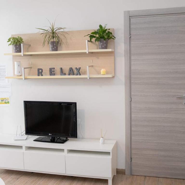 Sofia Apartment - Two-Bedroom Apartment - 26