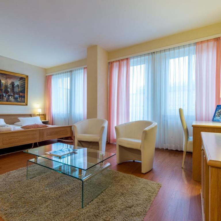 Hotel Century - Suite Junior - 1