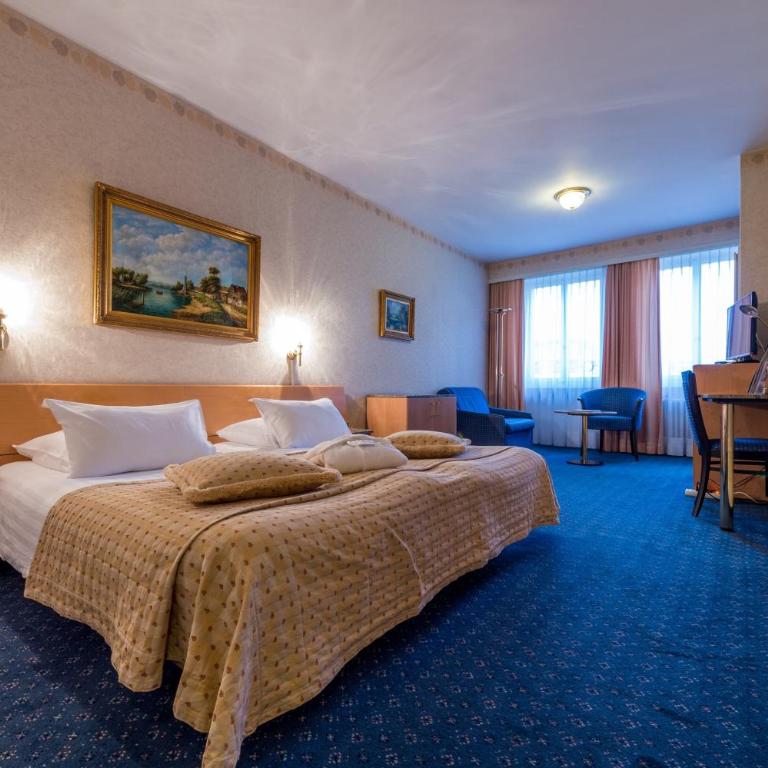 Hotel Century - Chambre Lits Jumeaux - 4