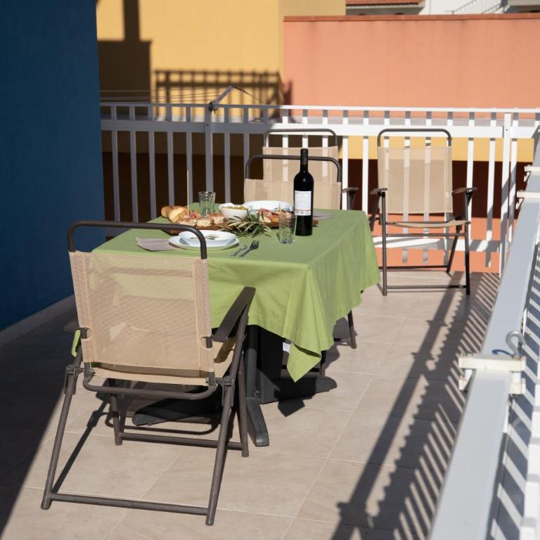 Mary Holiday House - Appartamento con Vista Mare - 12