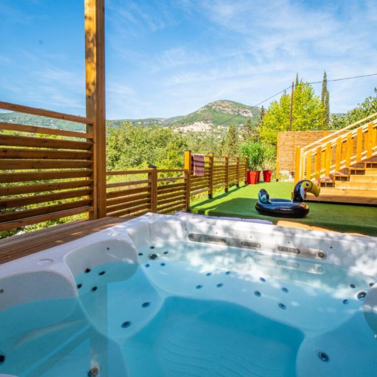Hotel et Camping Les Rives du Loup - Bungalow Deluxe - 7