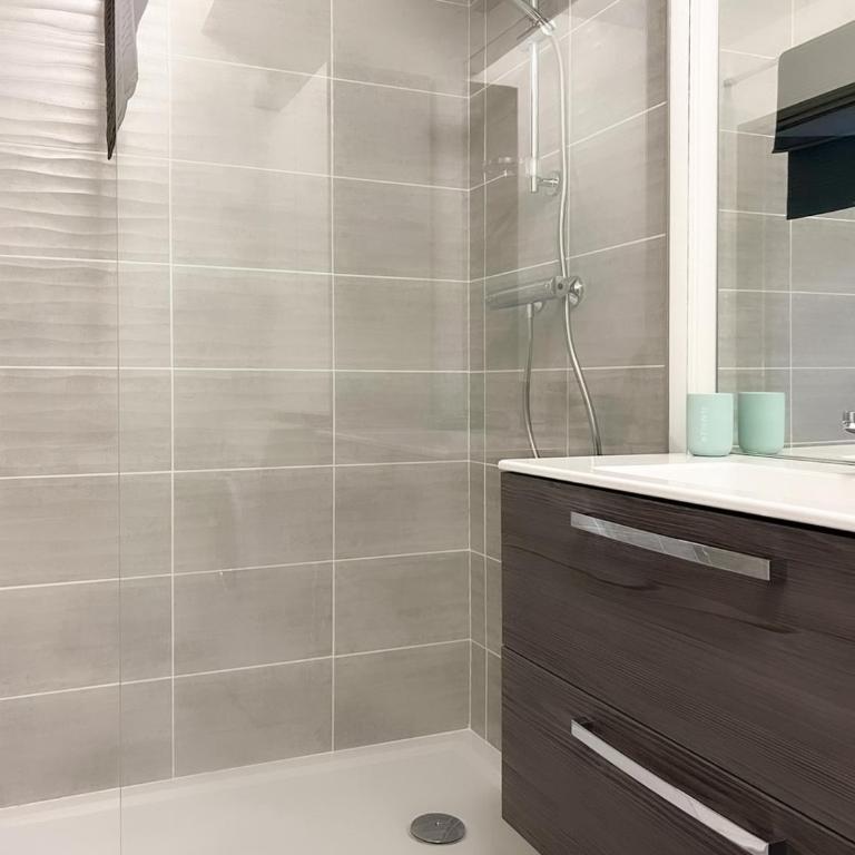 Capucins 2 chambres 400 m du centre ville - Appartement Supérieur - 25
