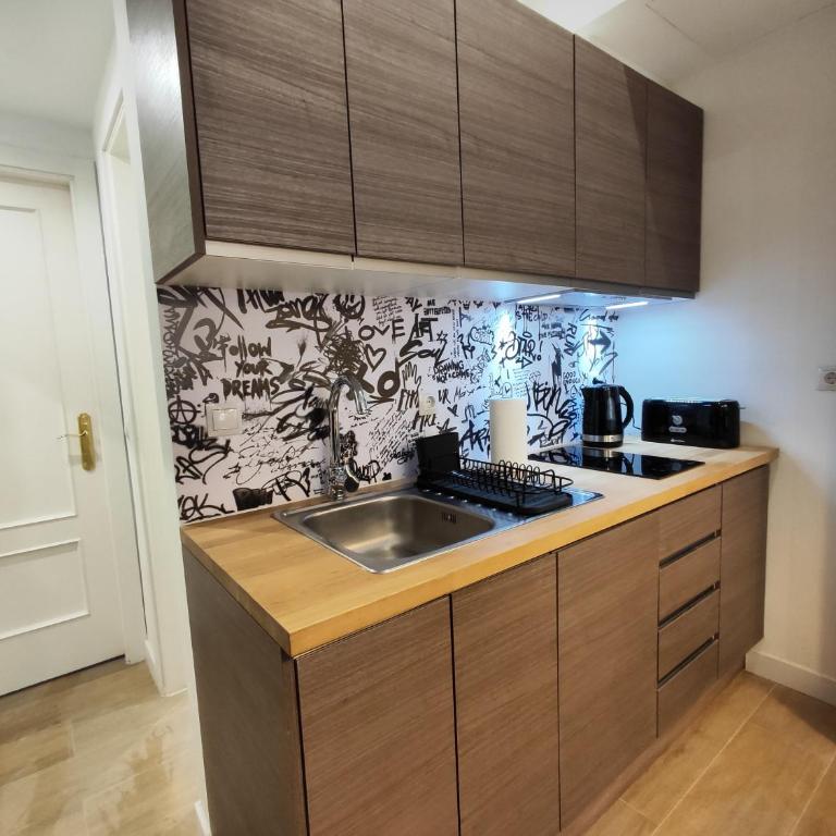 Precioso apartamento en Puente Vallecas, Madrid. D - One-Bedroom Apartment - 6