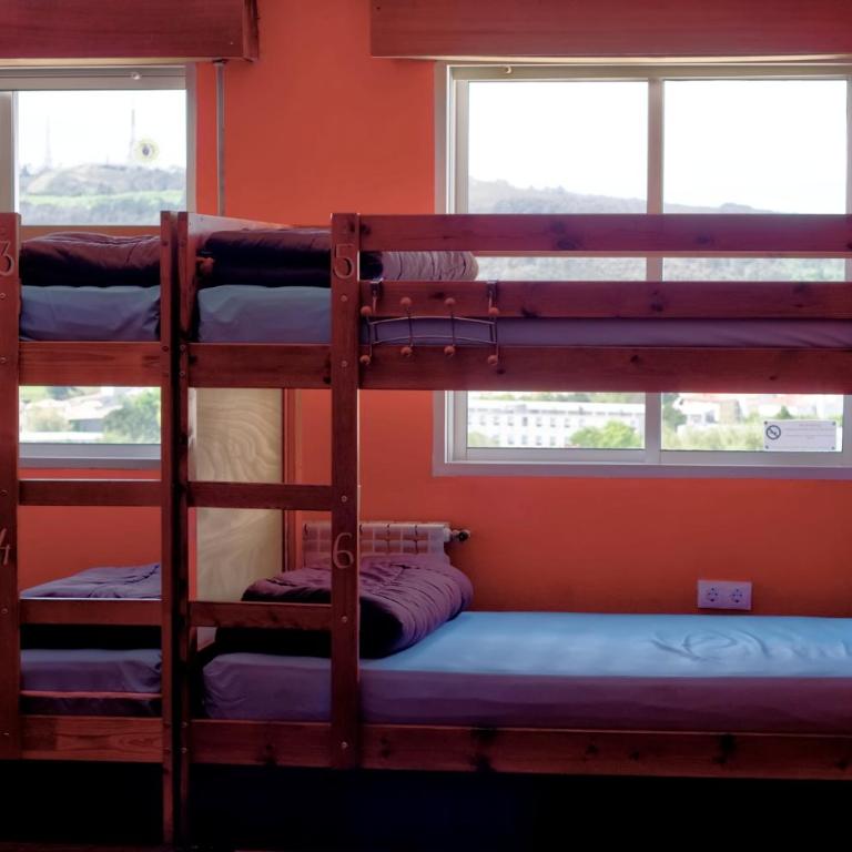 Meiga Backpackers Hostel - Cama en habitación compartida mixta de 6 camas - 1