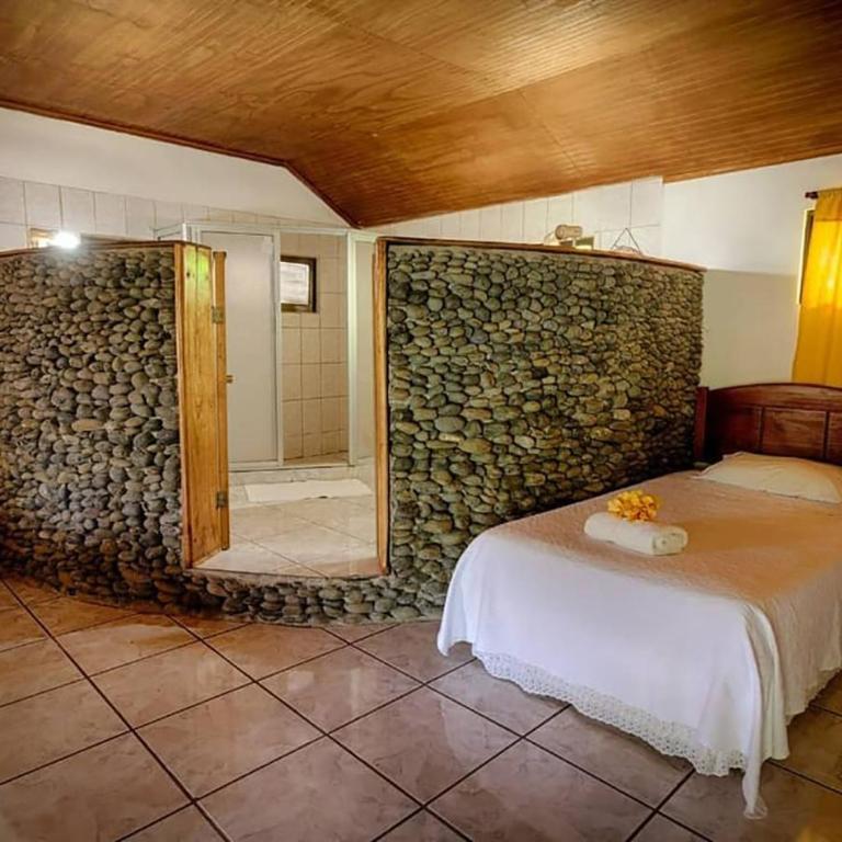 CHEZ MARIA GORETTI HOTEL - Superior Quadruple Room - 26