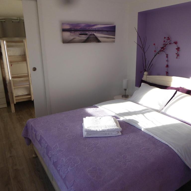 Bas de villa jardin plein sud proche mer clim-Wifi - Maison de Vacances - 2