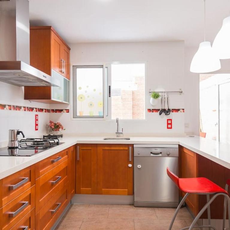 Alicante Apartamento Auditorio con Patio - Three-Bedroom Apartment - 7