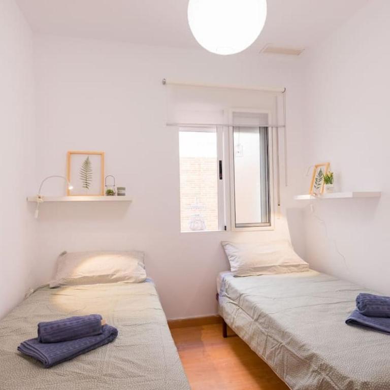 Alicante Apartamento Auditorio con Patio - Three-Bedroom Apartment - 16