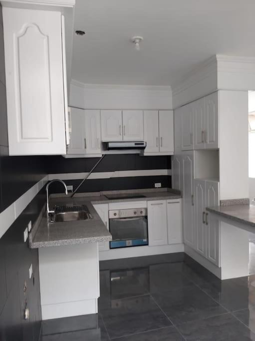 Beautiful & fully renovated flat in historic city center - Apartamento de 3 dormitorios - 4