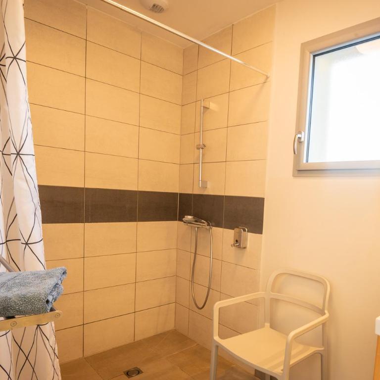 Gite Le Rucher - Maison 4 Chambres - 8