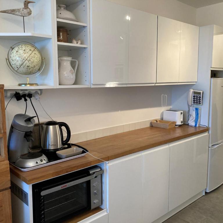 Etoile dorée, vue mer, plage, clim, commerces, 3 étoiles - One-Bedroom Apartment - 7