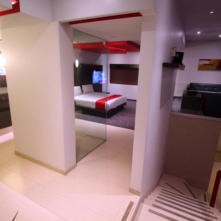Motel Via - Suite with Private Pool - 5