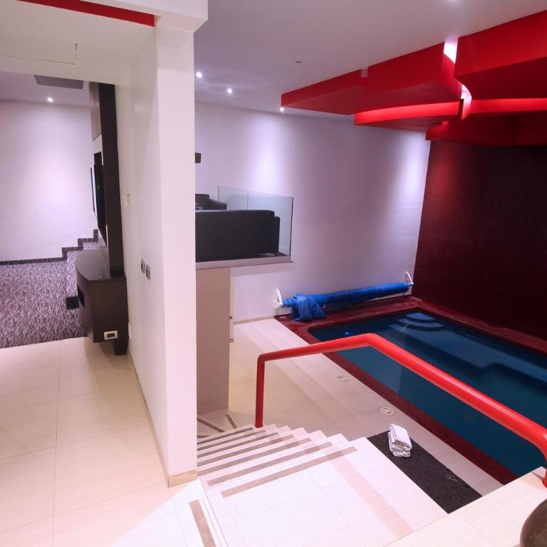 Motel Via - Suite with Private Pool - 3