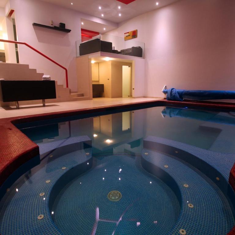 Motel Via - Suite with Private Pool - 18