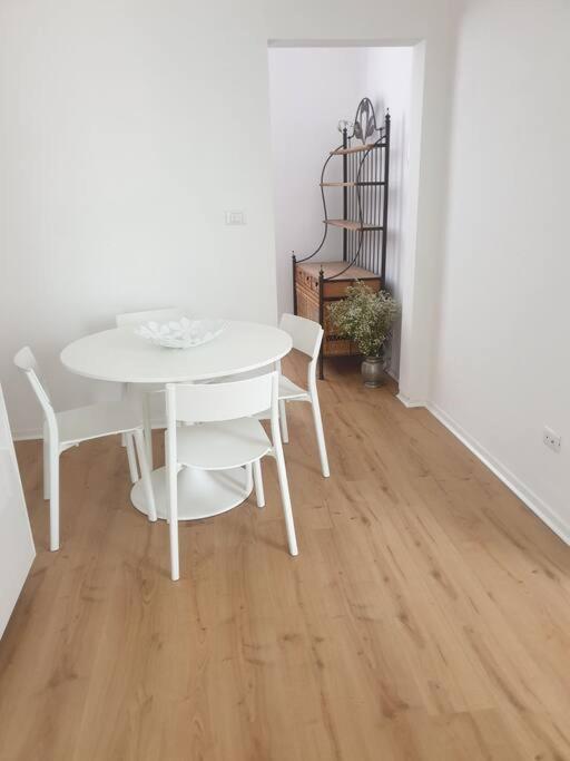 [PIAZZA GARIBALDI] ELEGANTI SUITE CON SAUNA - Two-Bedroom Apartment - 12