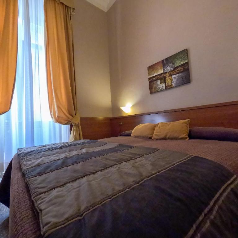 Hotel Cervia - Camera Matrimoniale/Doppia con Letti Singoli - 6
