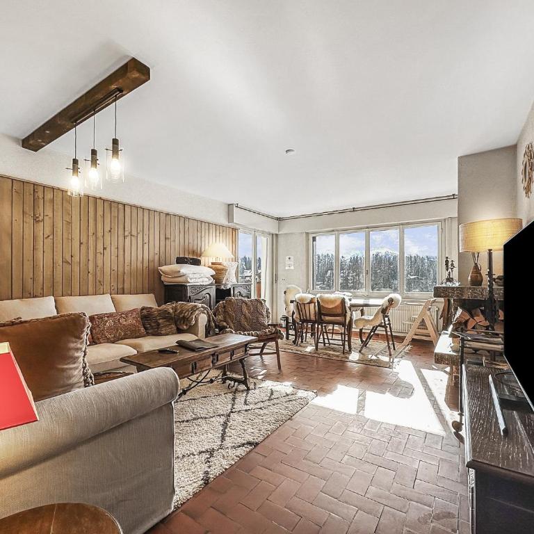 Between slopes and golf facing the Alps - Appartement - 1