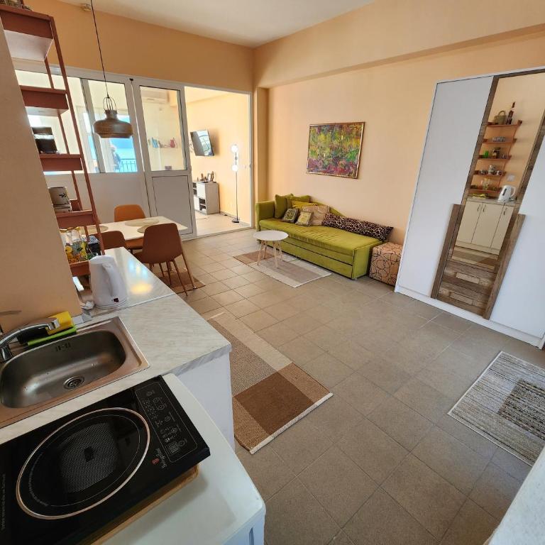 Beachside Studio with Sea View - Herceg Novi - Studio with Sea View - 19