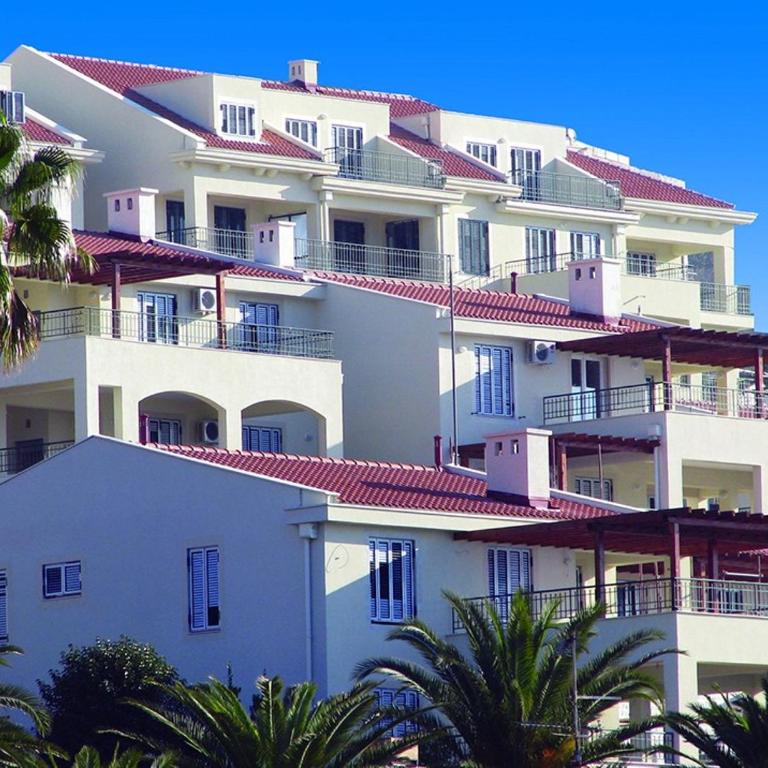 Beachside Studio with Sea View - Herceg Novi - Studio with Sea View - 64