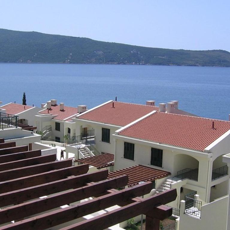 Beachside Studio with Sea View - Herceg Novi - Studio with Sea View - 55