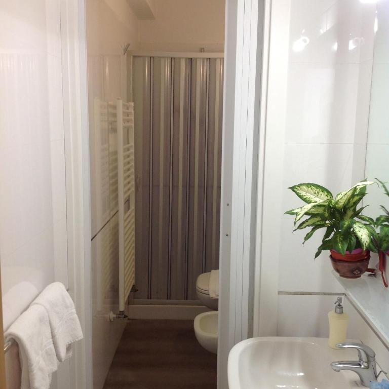 Bed & Breakfast Camollia - Camera Tripla - 9