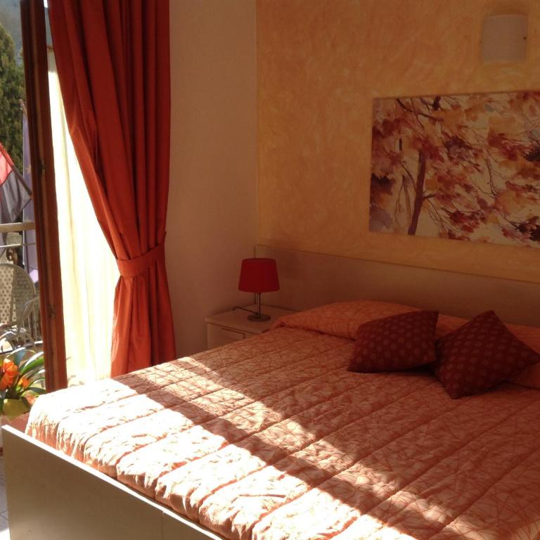 Bed & Breakfast Camollia - Camera Matrimoniale - 11