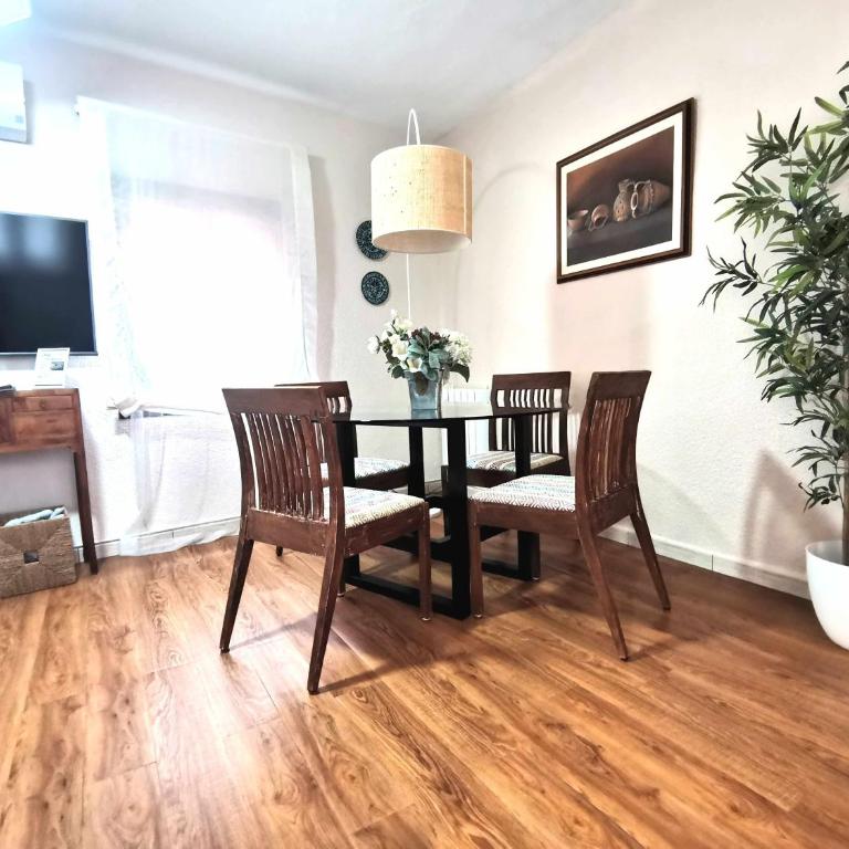 Casa Manuela, Más que una Casa, un Hogar - Apartamento Manuela II de 2 dormitorios - 2ª planta - 5