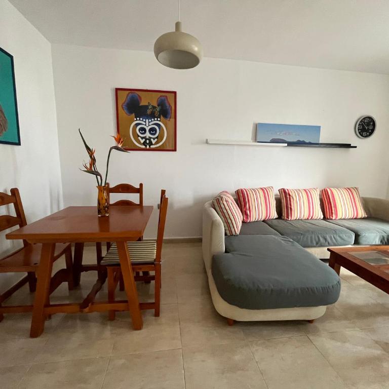 PLAYA CHICA apt with terrace 100 m from the sea - One-Bedroom Apartment - 28
