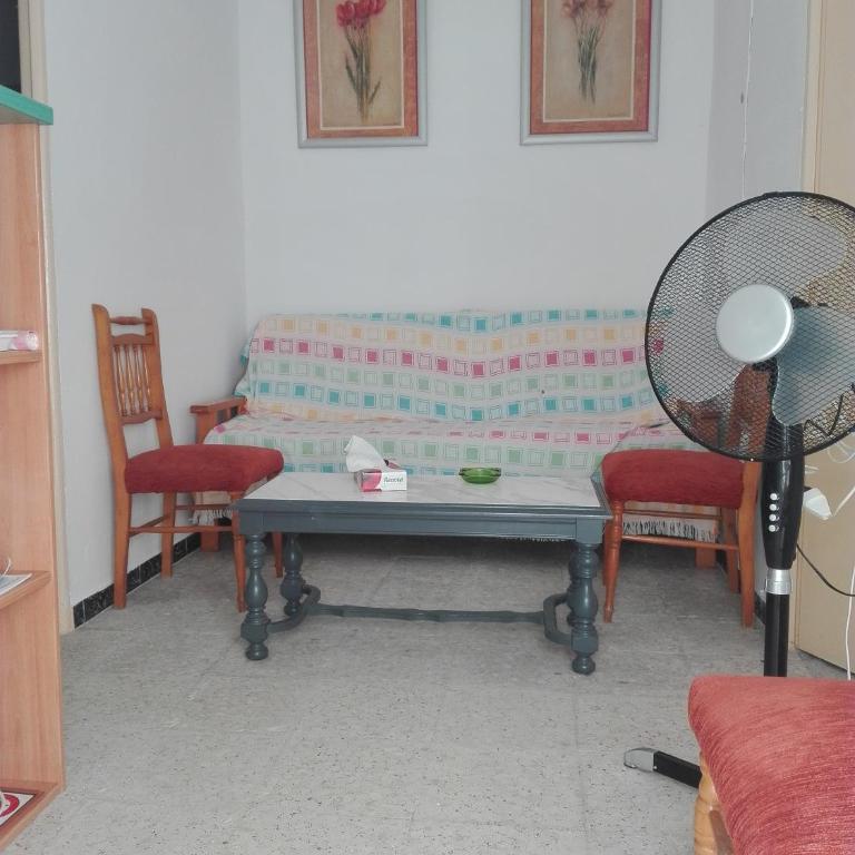 Alojamiento Magallanes - Habitación Estándar con baño compartido - 2 camas - 3