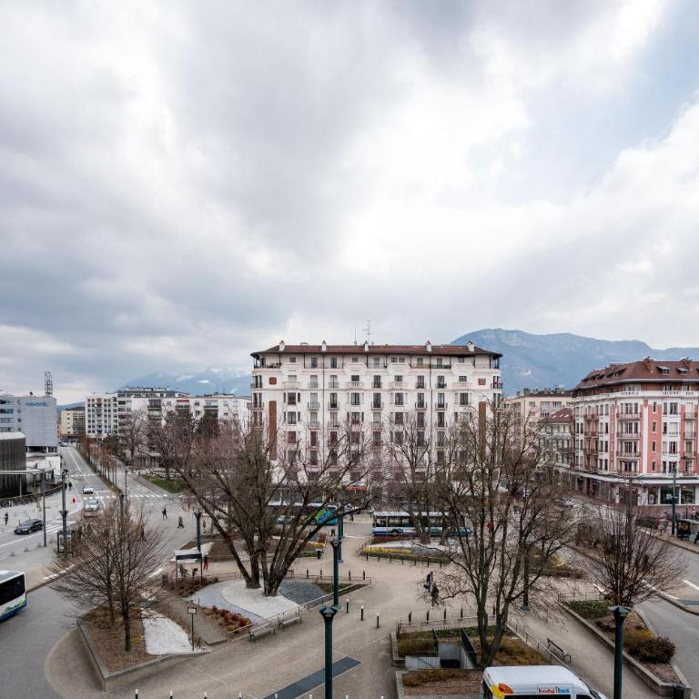 Nero Station City 500 m du lac - Monolocale con Balcone - 21