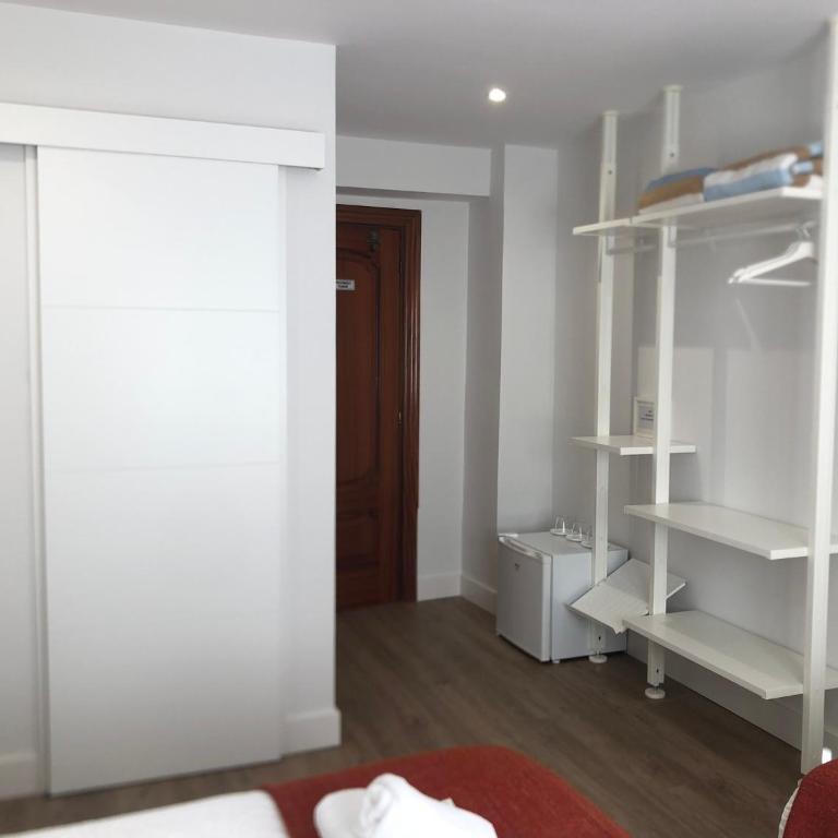 Pensión Amara - Habitación Triple - 3