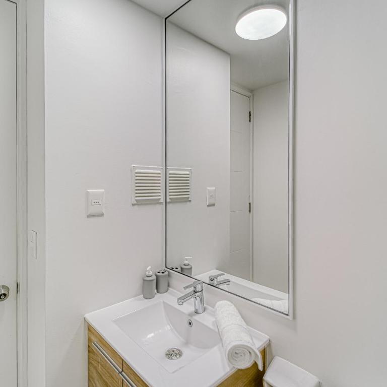 Garden Nest 3D2B c/Wifi - Three-Bedroom Apartment - 17