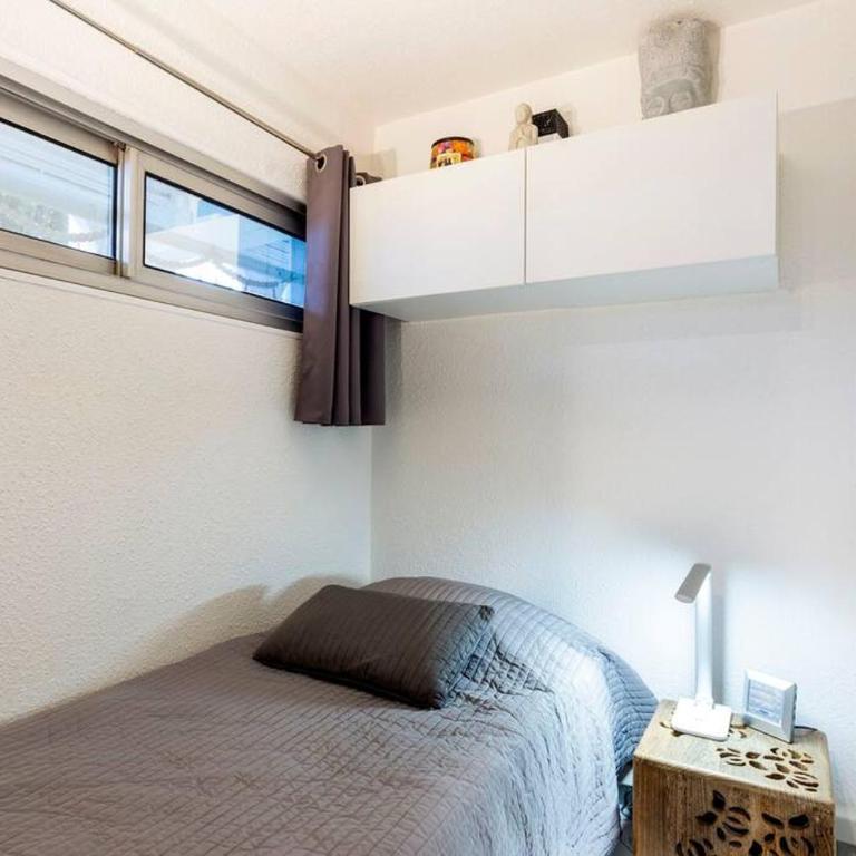 Chez Claude & Isabelle - Joli studio cabine climatisé avec parking et piscine - One-Bedroom Apartment - 11