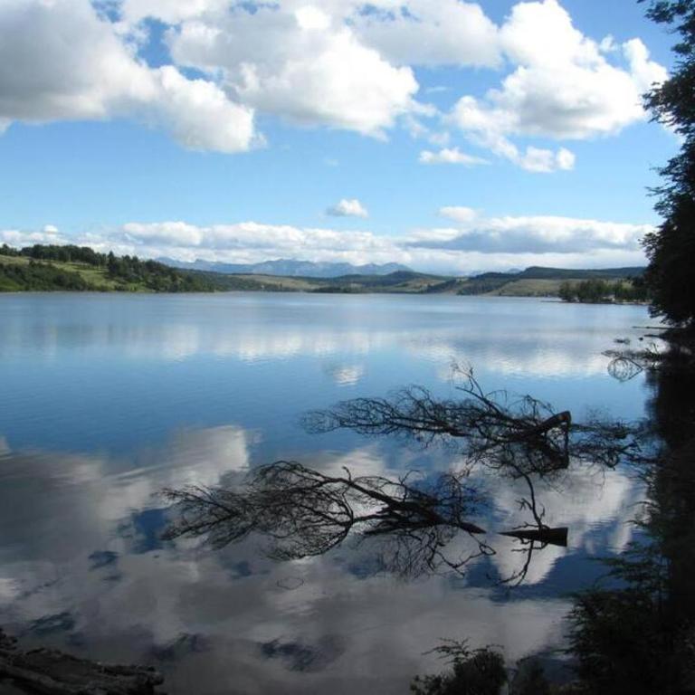 Refugio del Pollux- Coyhaique- Orillas Lago Pollux - Three-Bedroom Chalet - 22