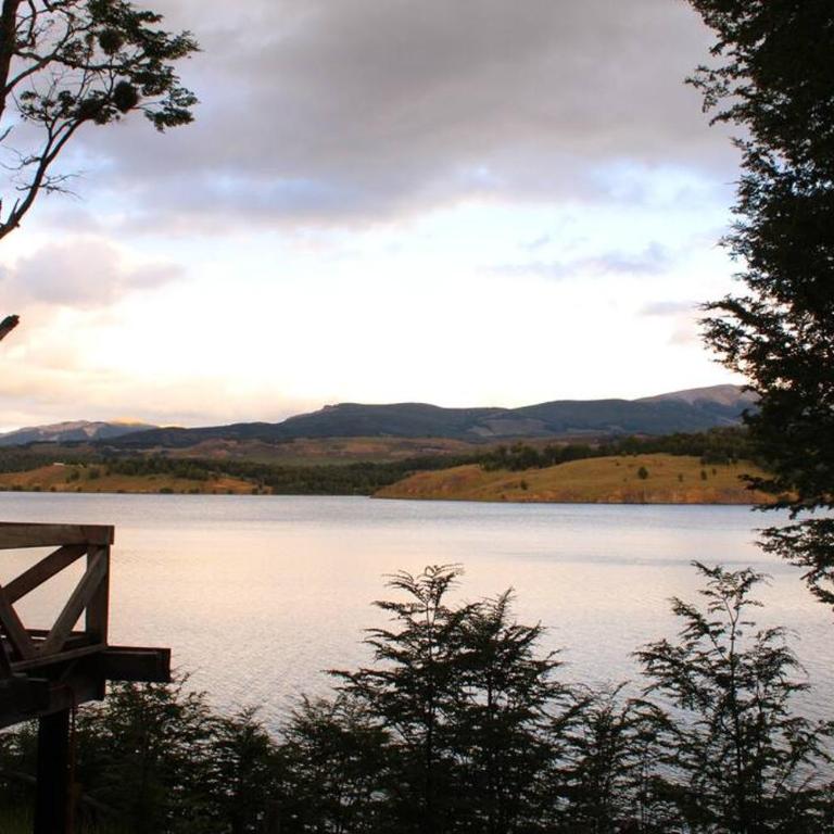 Refugio del Pollux- Coyhaique- Orillas Lago Pollux - Three-Bedroom Chalet - 30