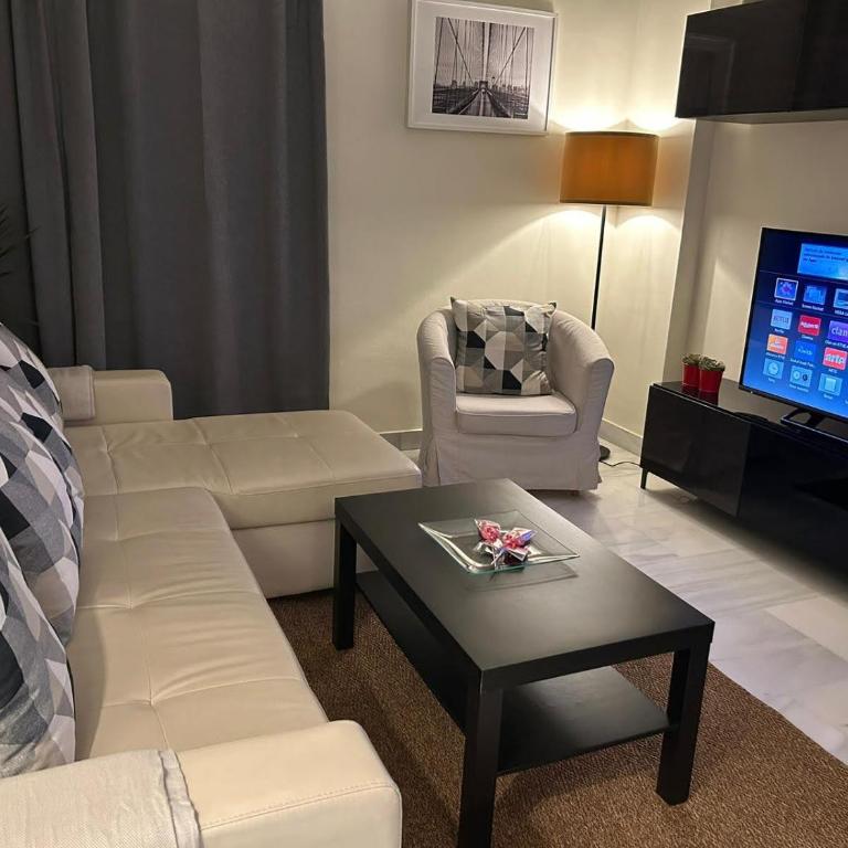 Apartamento Fibes-Congresos Parking Gratis - Apartamento de 1 dormitorio - 8