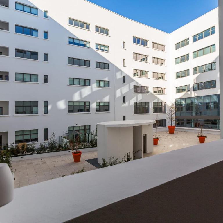 Bail mobilité - Le Mazenod Appartement avec balcon - Appartement - 7