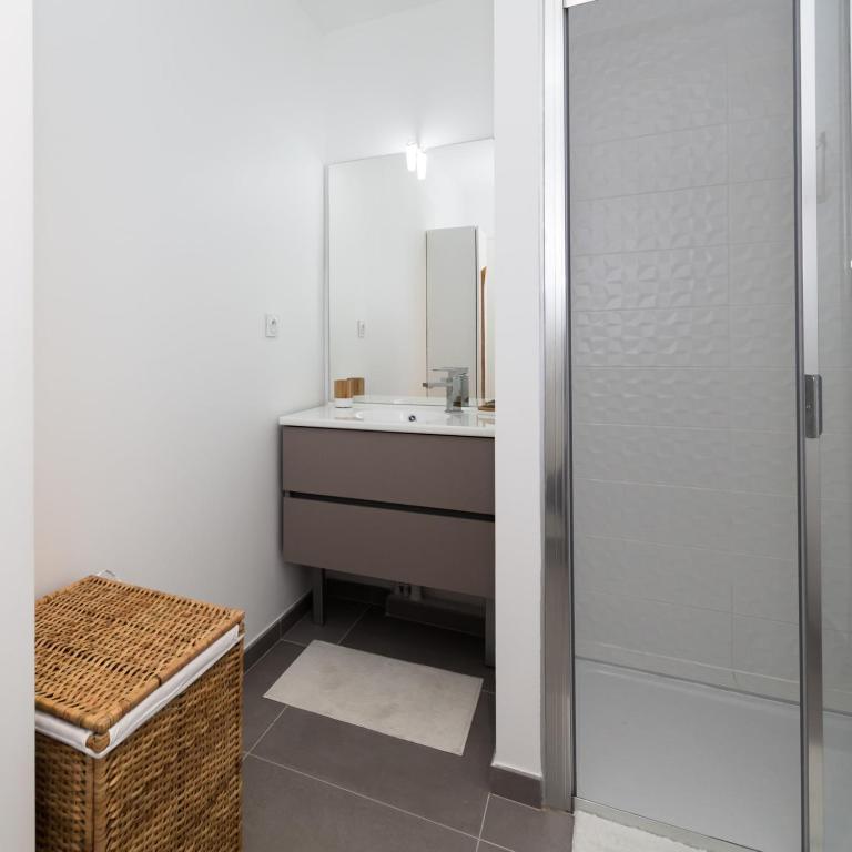 Bail mobilité - Le Mazenod Appartement avec balcon - Appartement - 8